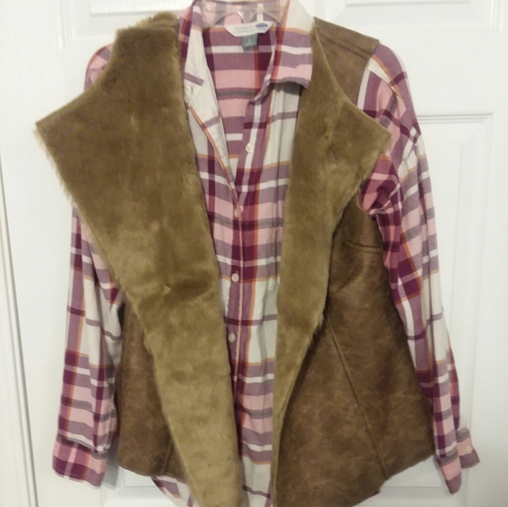 Plaid shirt w/ sherpa vest